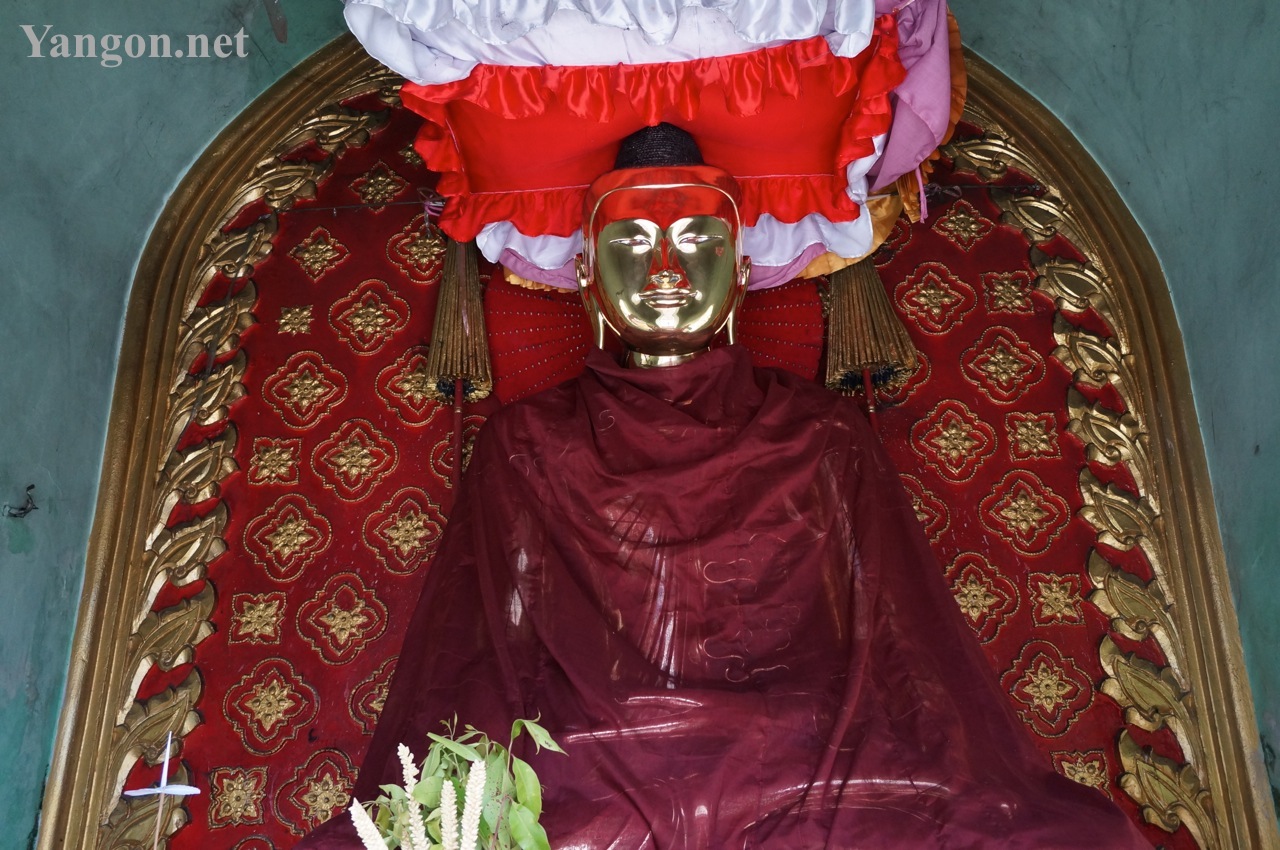Sule-Pagoda-Buddha-Yangon-Myanmar